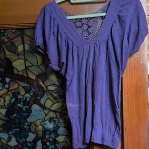 Chic Purple V-Neck With Crochet In The Back